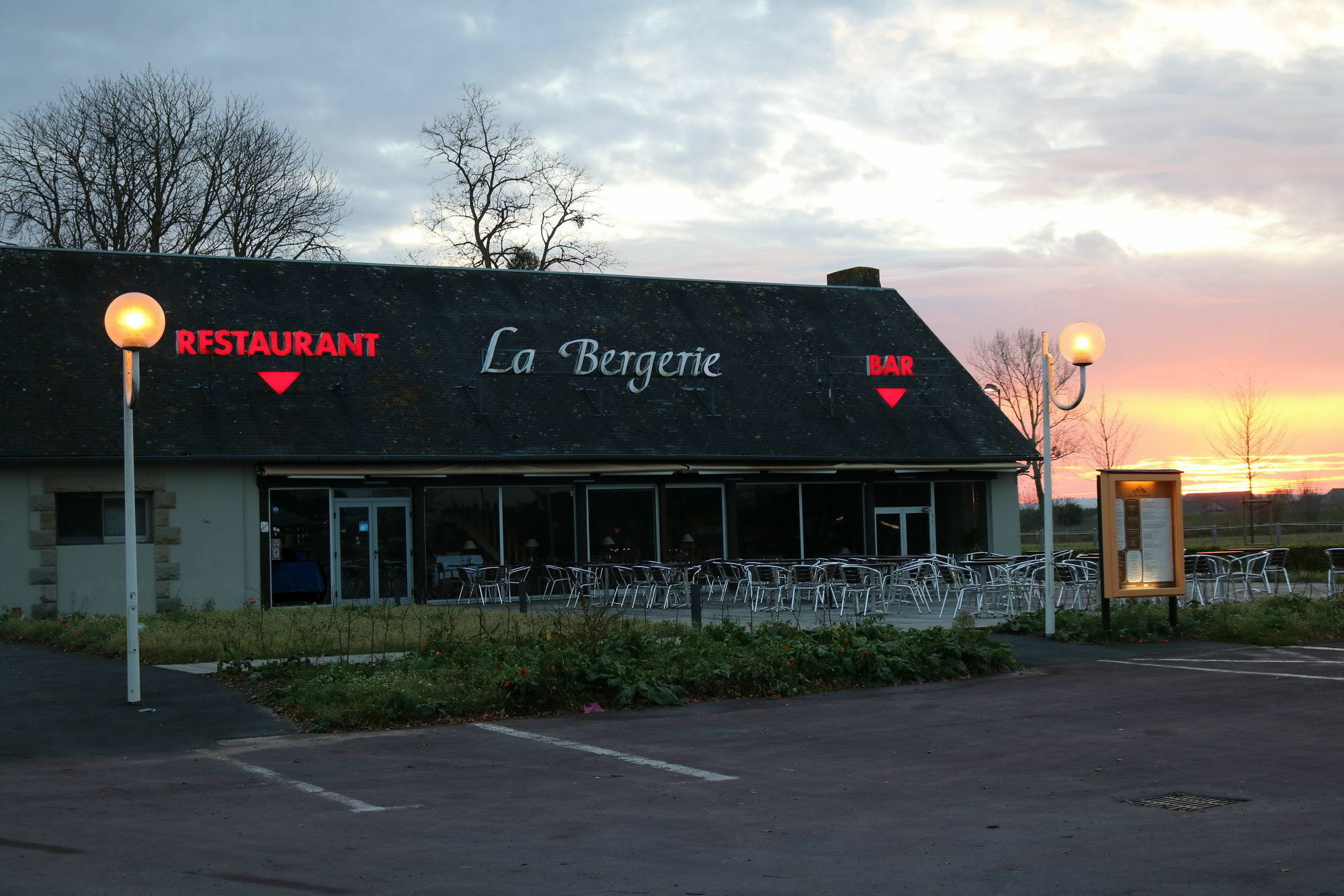 Hotel Le Saint Aubert Monte Saint Michel Exterior foto